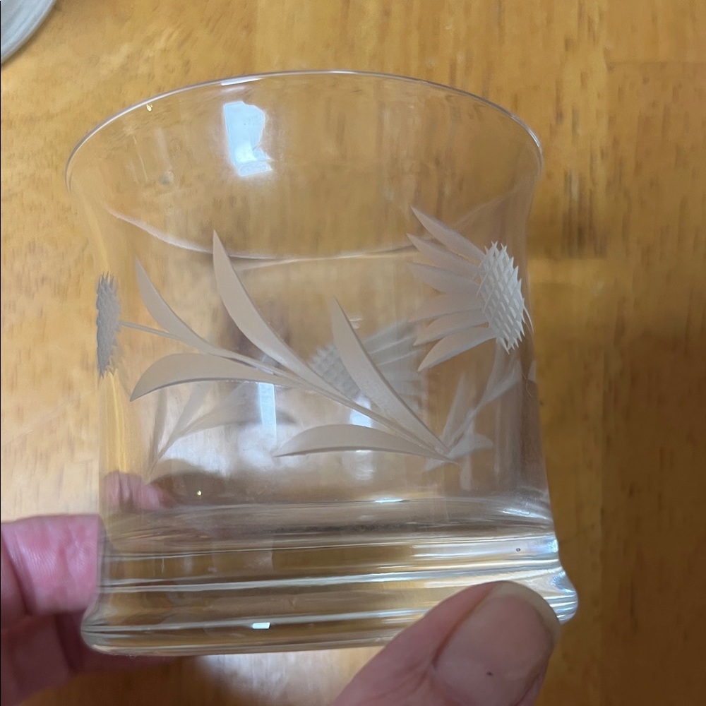 Elegant Scottish Thistle Clear Glass Tumblers set of 6 - Picture 3 of 6